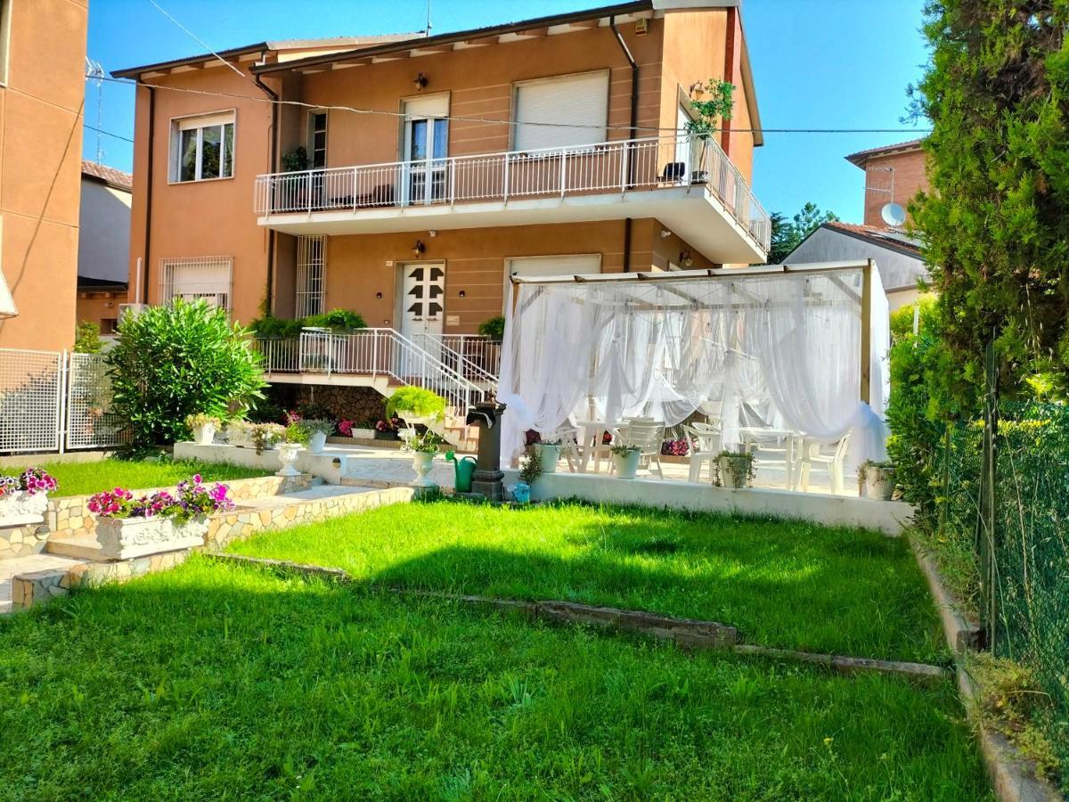 Domus Cesena Hotel Exterior photo